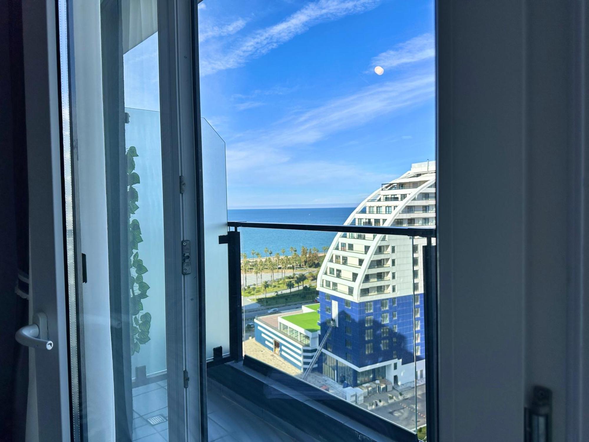 Batumi Boulevard Resort Ruang foto