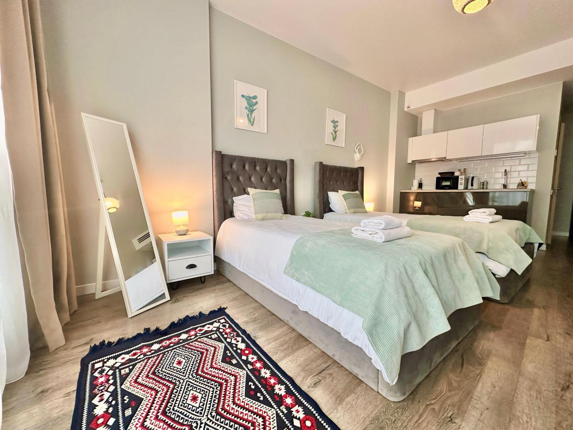 Batumi Boulevard Resort Bagian luar foto